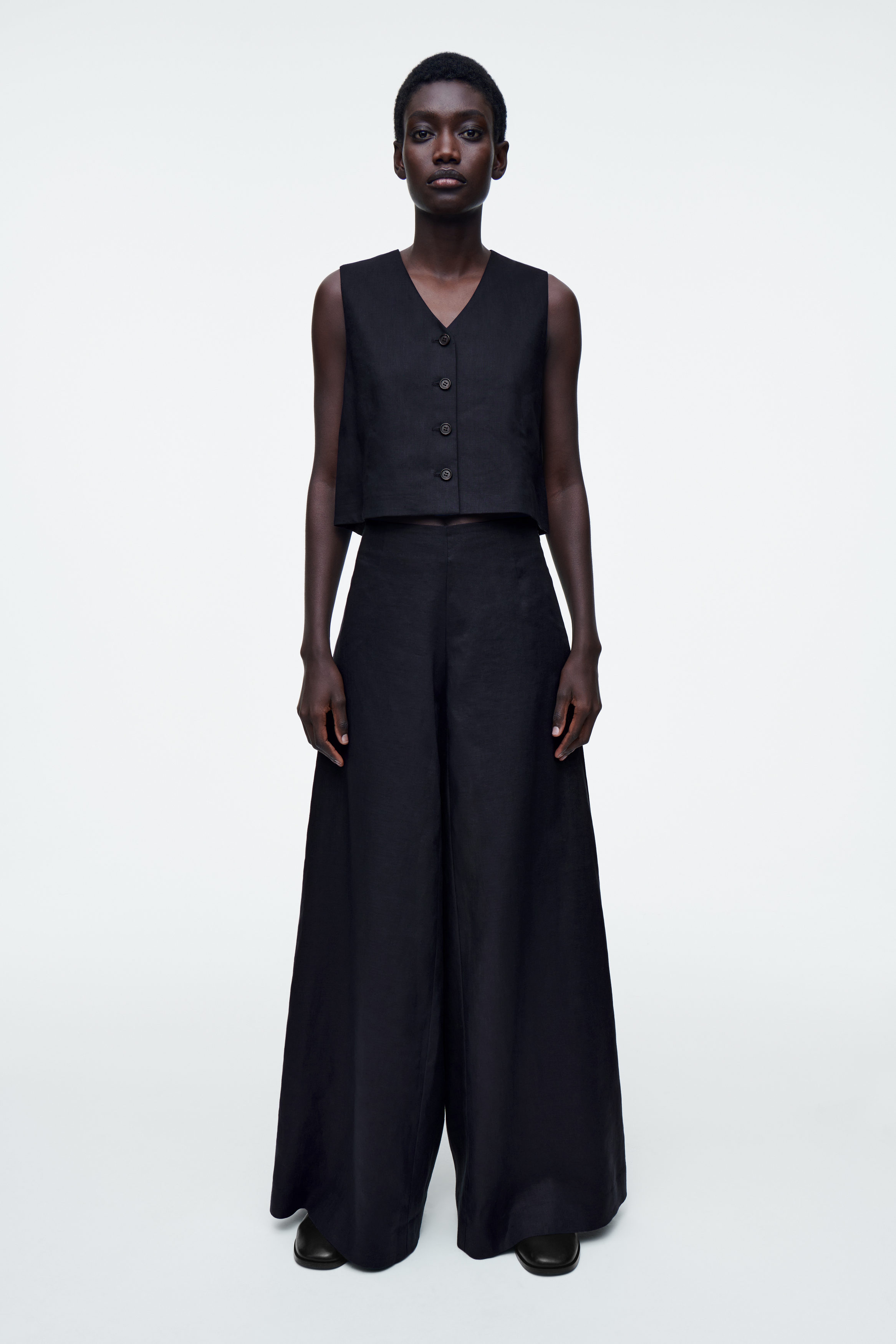 Linen Wide-Leg Trousers