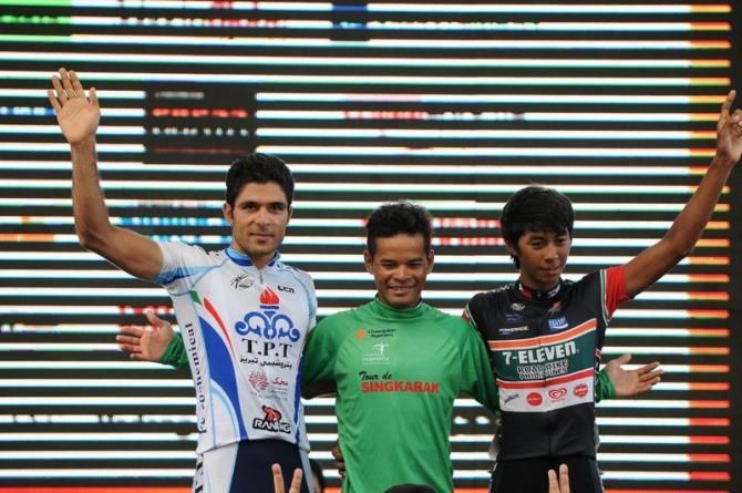 Mohd. Zamri Saleh (Terengganu Cycling Team-C) successfuly defended green jersey