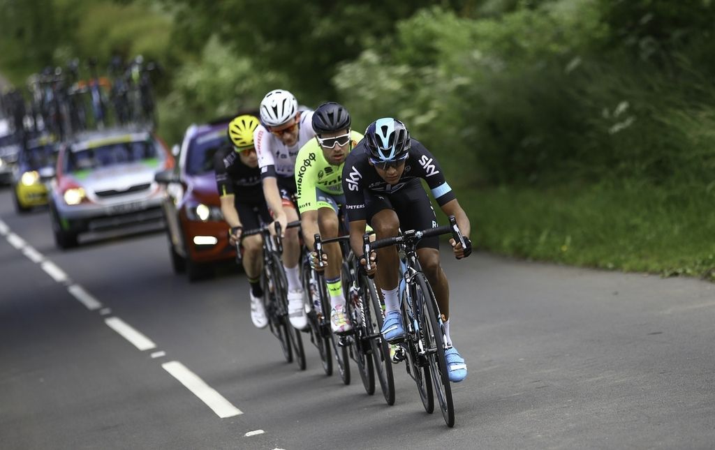 Alex Peters (Team Sky) working on the front