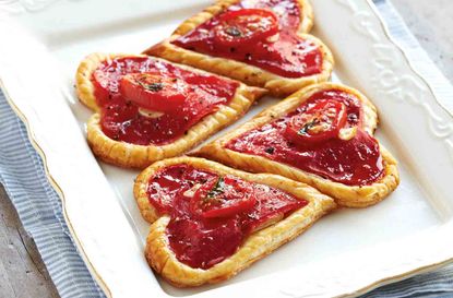 goat's cheese tomato and red pepper tarts