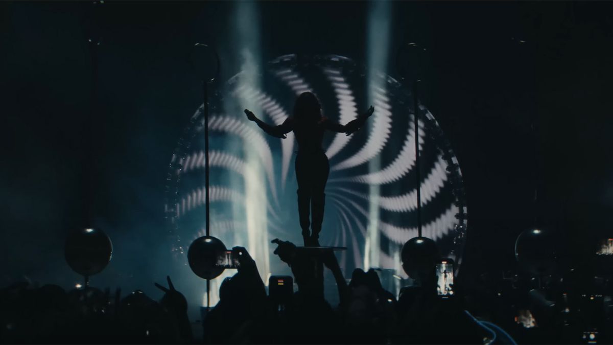Beyoncé Is Queen Bee At The Weekend Box Office With Renaissance, But ...
