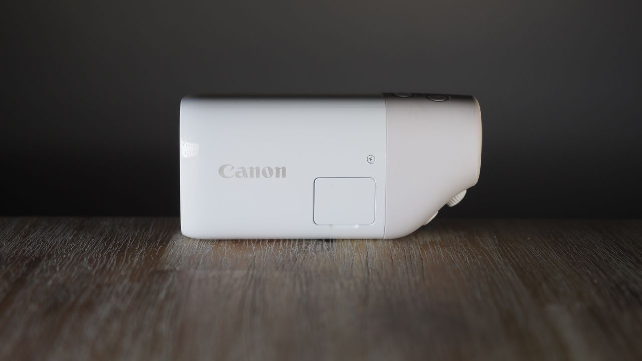 Canon PowerShot Zoom