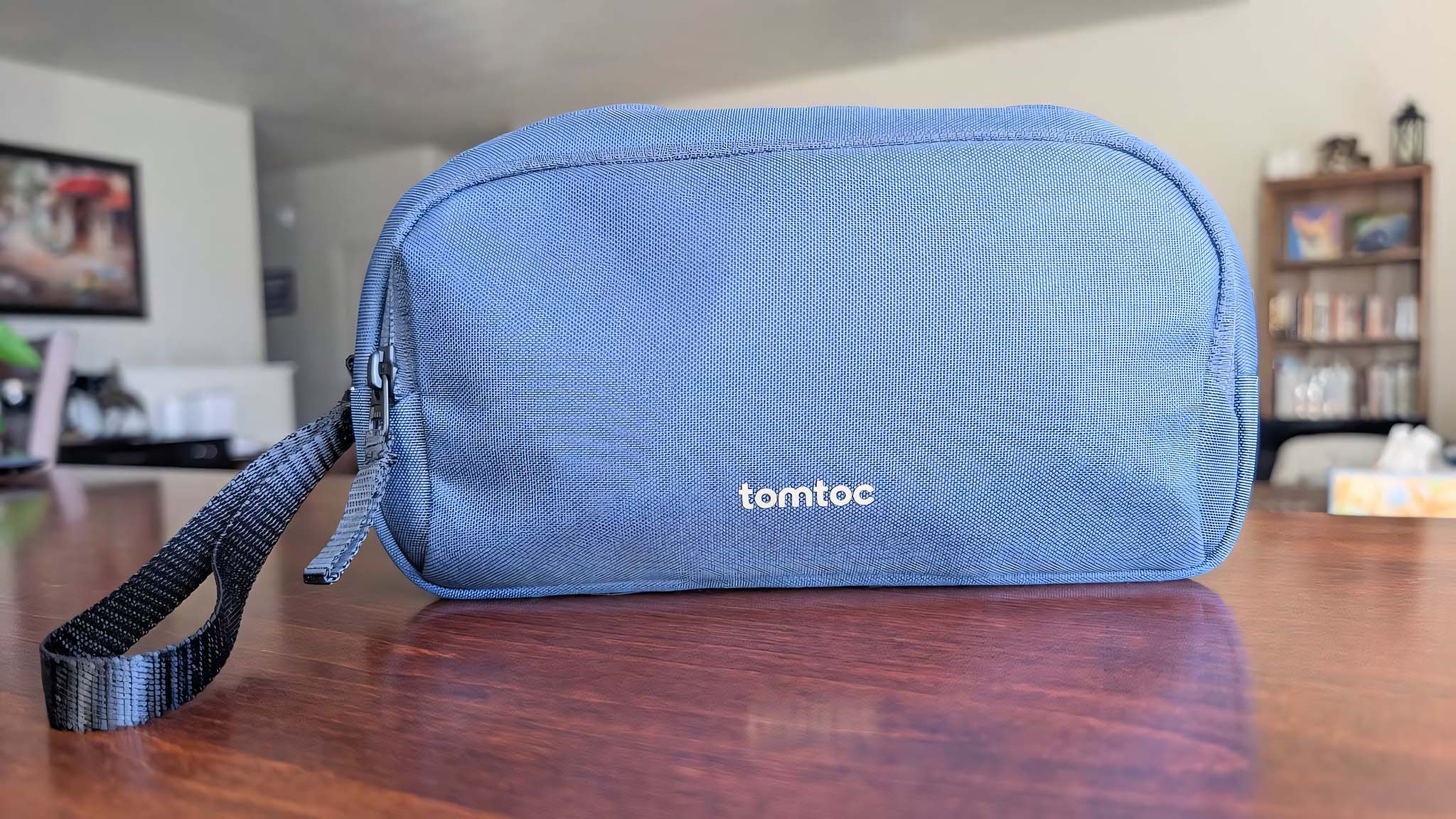 Front side of the Tomtoc Light-T12 Electronic Accessory Pouch M.