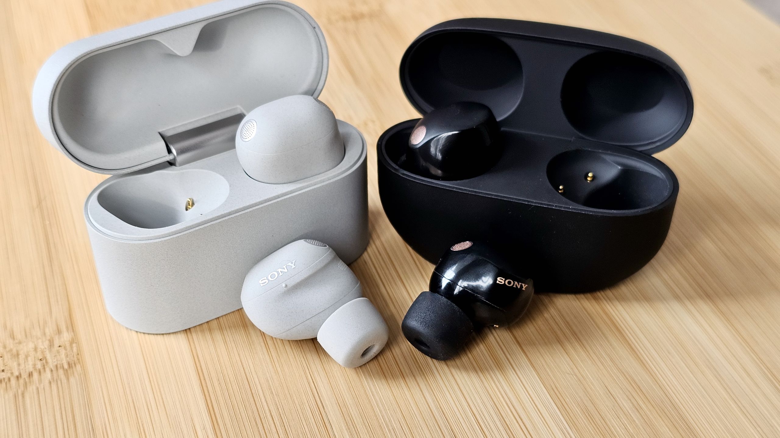 Saya menguji WF-1000XM6 Sony dengan WF-1000XM5 untuk melihat apakah earbud andalan baru ini layak dibeli — dan ya, saya menemukan pemenangnya