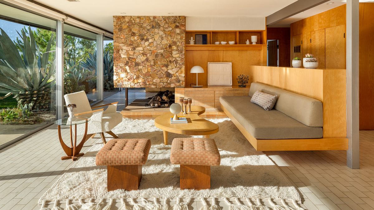 บ้านที่ออกแบบโดย Richard Neutra หลังนี้ออกสู่ตลาด