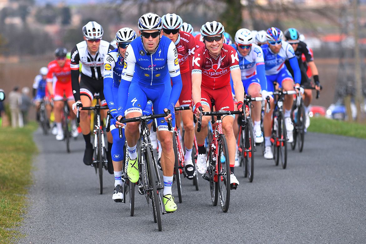 Quick-Step Floors and Katusha-Alpecin sharing pacing duties in the bunch at Paris-Nice