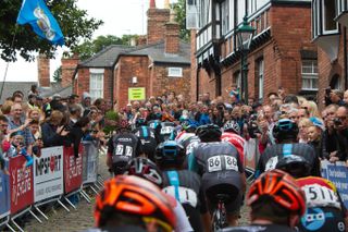 Riders take on the cobbled climb of Michaelgate at the Lincoln Grand Prix