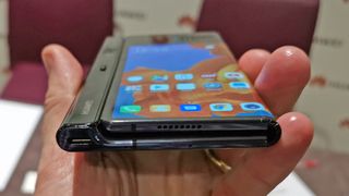 Huawei Mate X review folding phone 5g