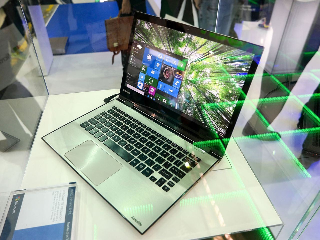 Toshiba Windows 10 2-in1