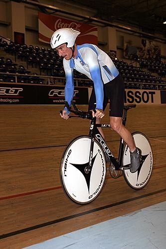 Dr. Brent Kay going for the hour record for age 40-44. The Doc is Floyd Landis' hip doctor