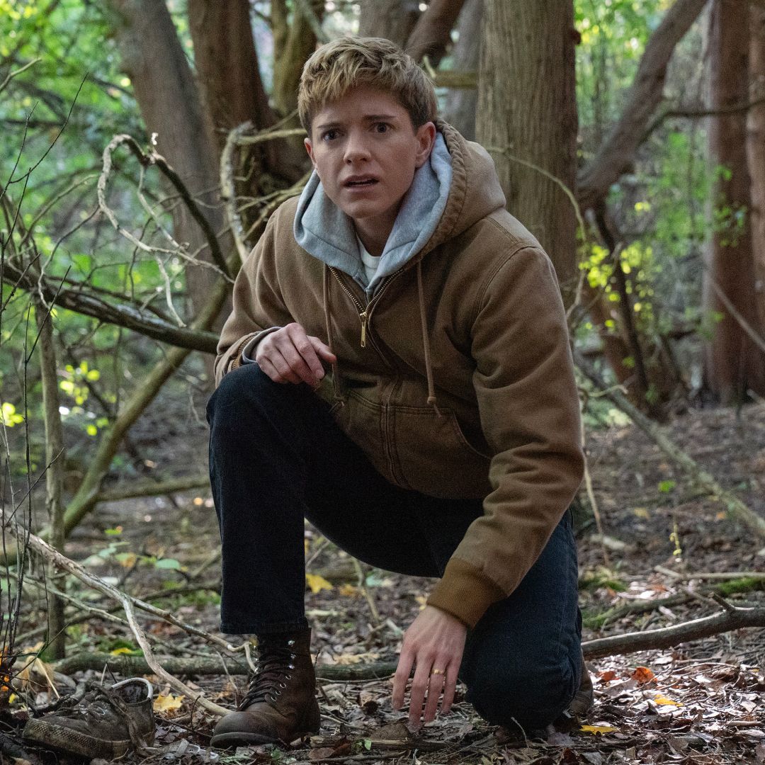 Mae Martin as Alex Dempsey in episode 107 of Wayward.