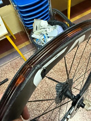 A cracked Cadex rim following a crash by Marc Brustenga