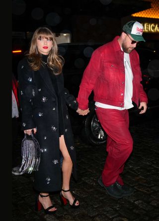 Taylor Swift with silver embellished bag