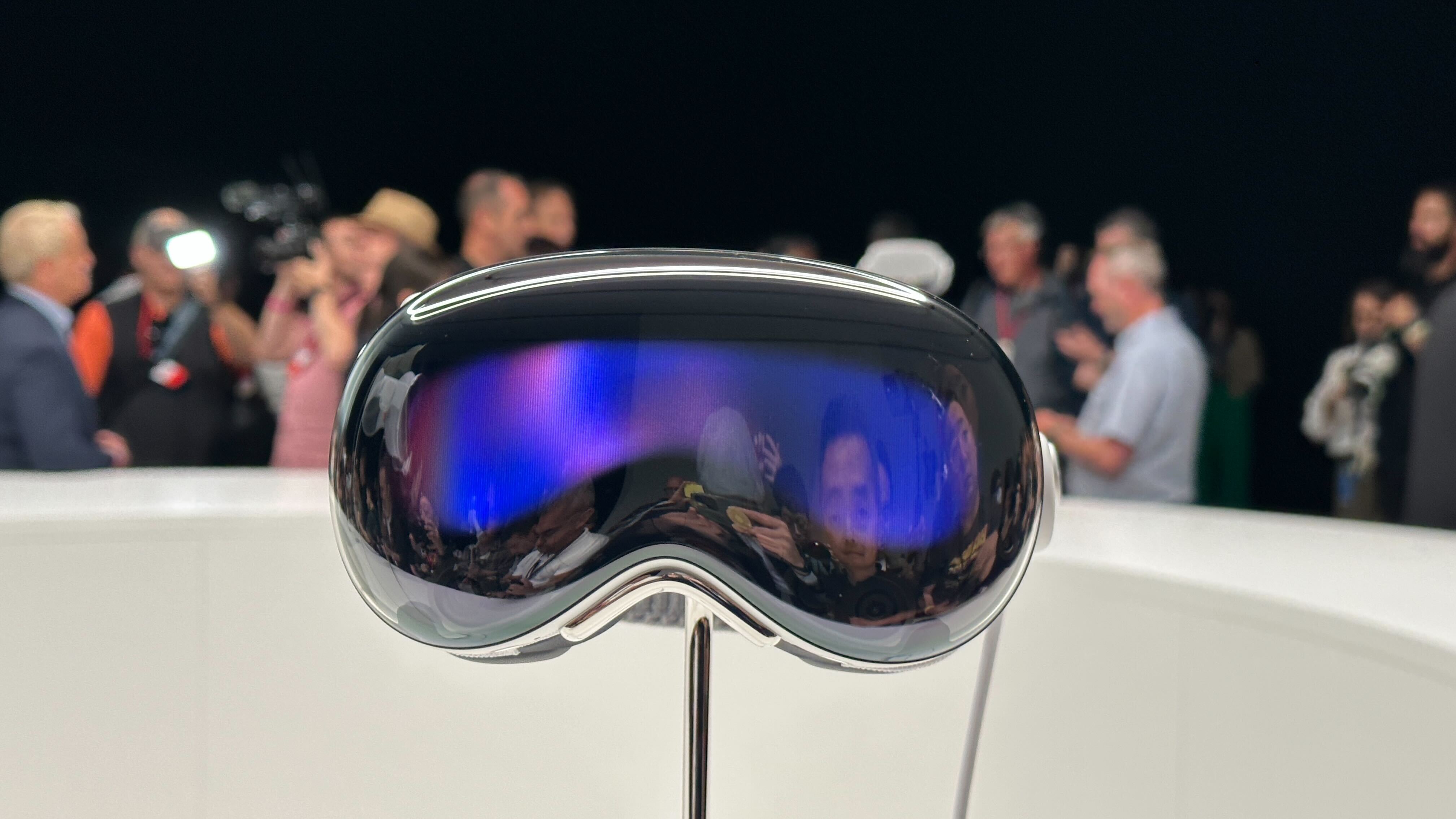 Apple Vision Pro VR гарнитура