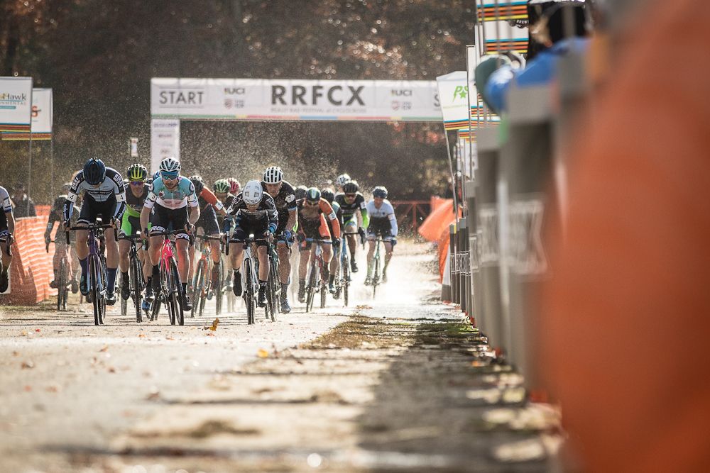 The elite men get underway on day 1 at the Really Rad Cyclocross Festival