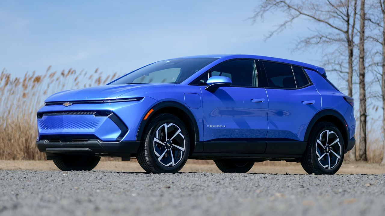 2025 Chevrolet Equinox EV LT test drive review.
