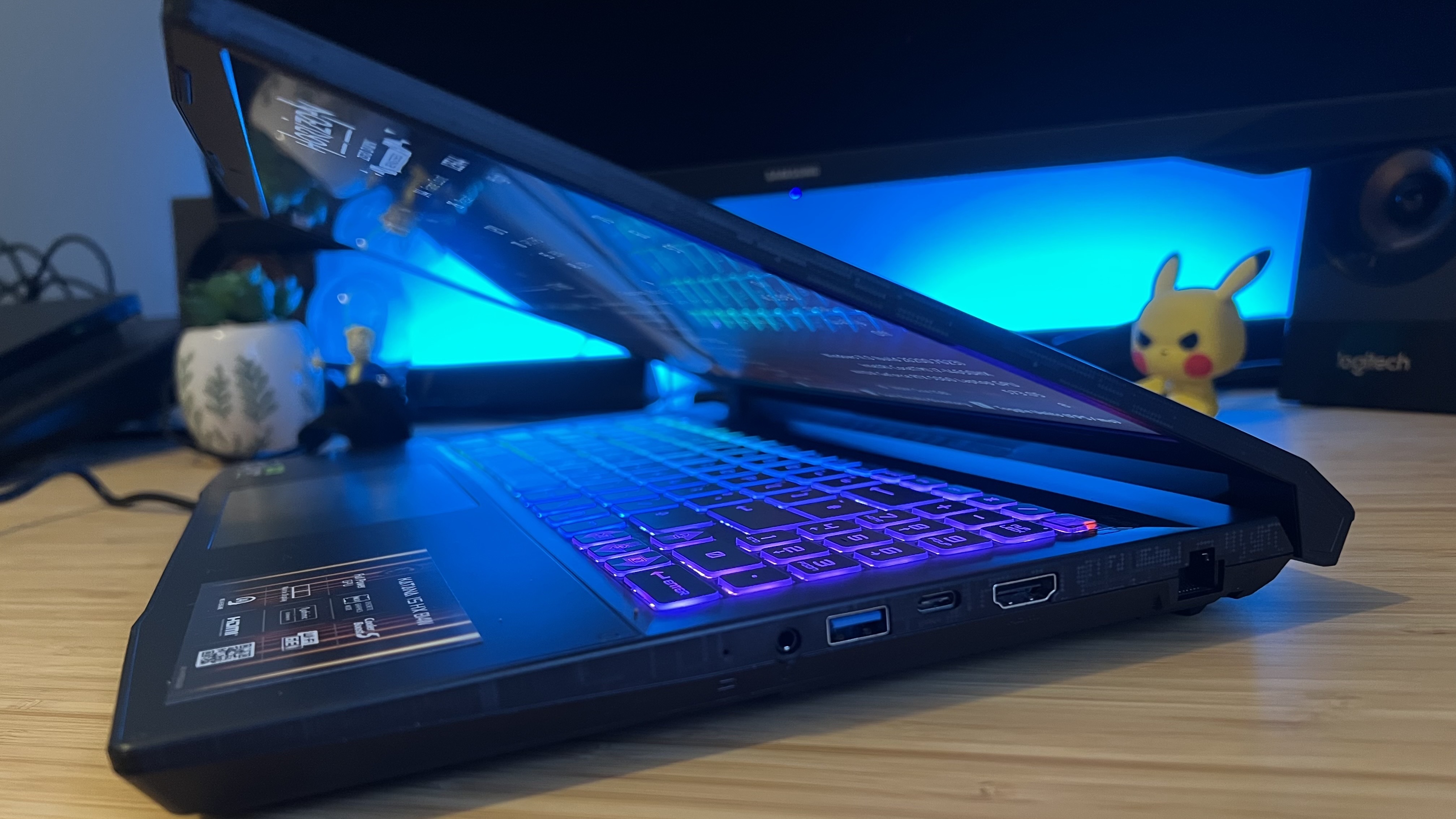 Side view of MSI Katana gaming laptop showing right-mounted ports