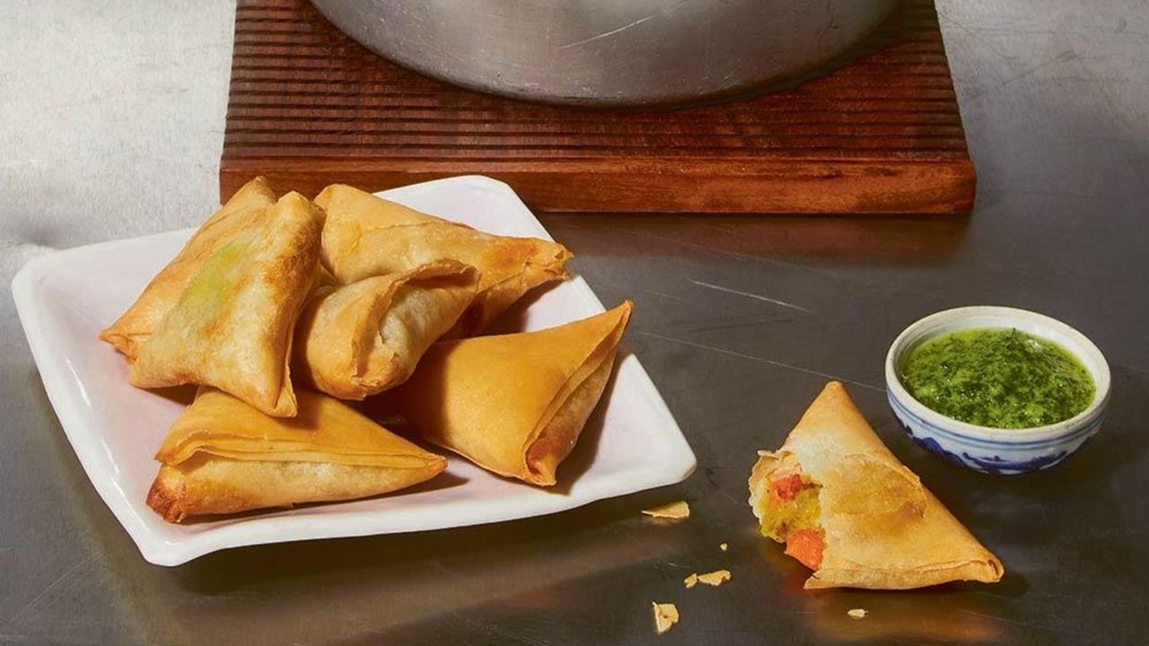 Recipe: Potato samosas 