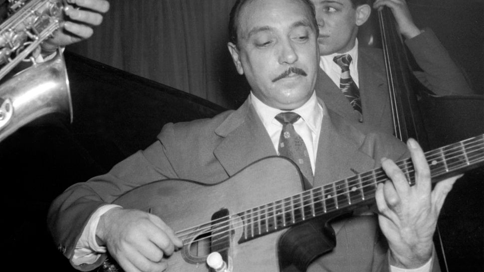 Expand your chord knowledge with these easy three-note Gypsy jazz