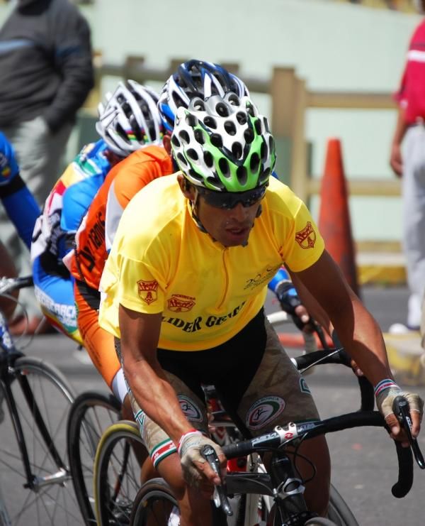 Fernando Camargo (Boyaca Orgullo De America) rides to the overall win