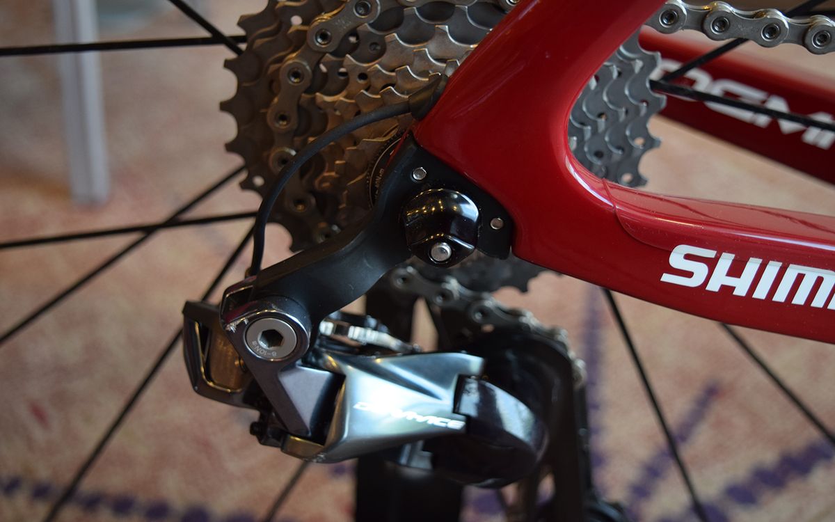 The rear derailleur features a proprietary, direct mount hanger for the new frame