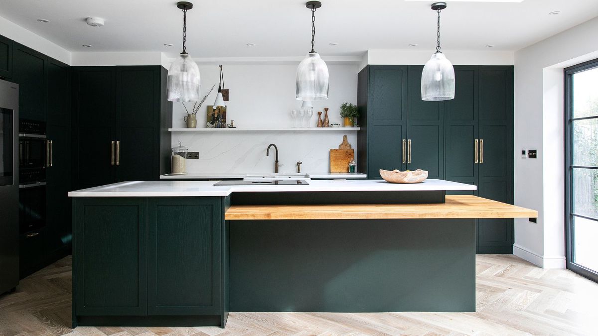 Is the kitchen triangle still the preferred layout in 2024? |