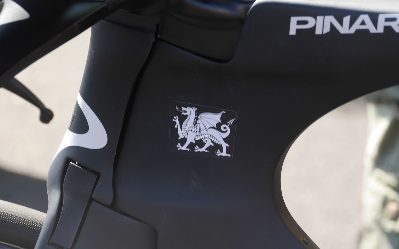 Geraint Thomas' Pinarello Bolide featured a Welsh dragon on the head tube cluster