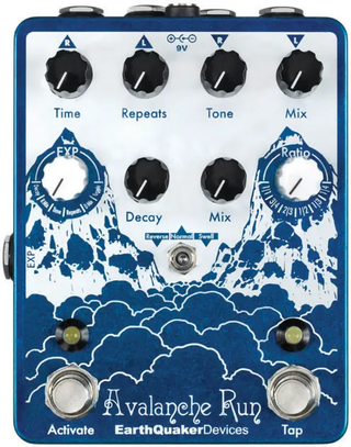 Best acoustic guitar pedals: Earthquaker Devices Avalanche Run