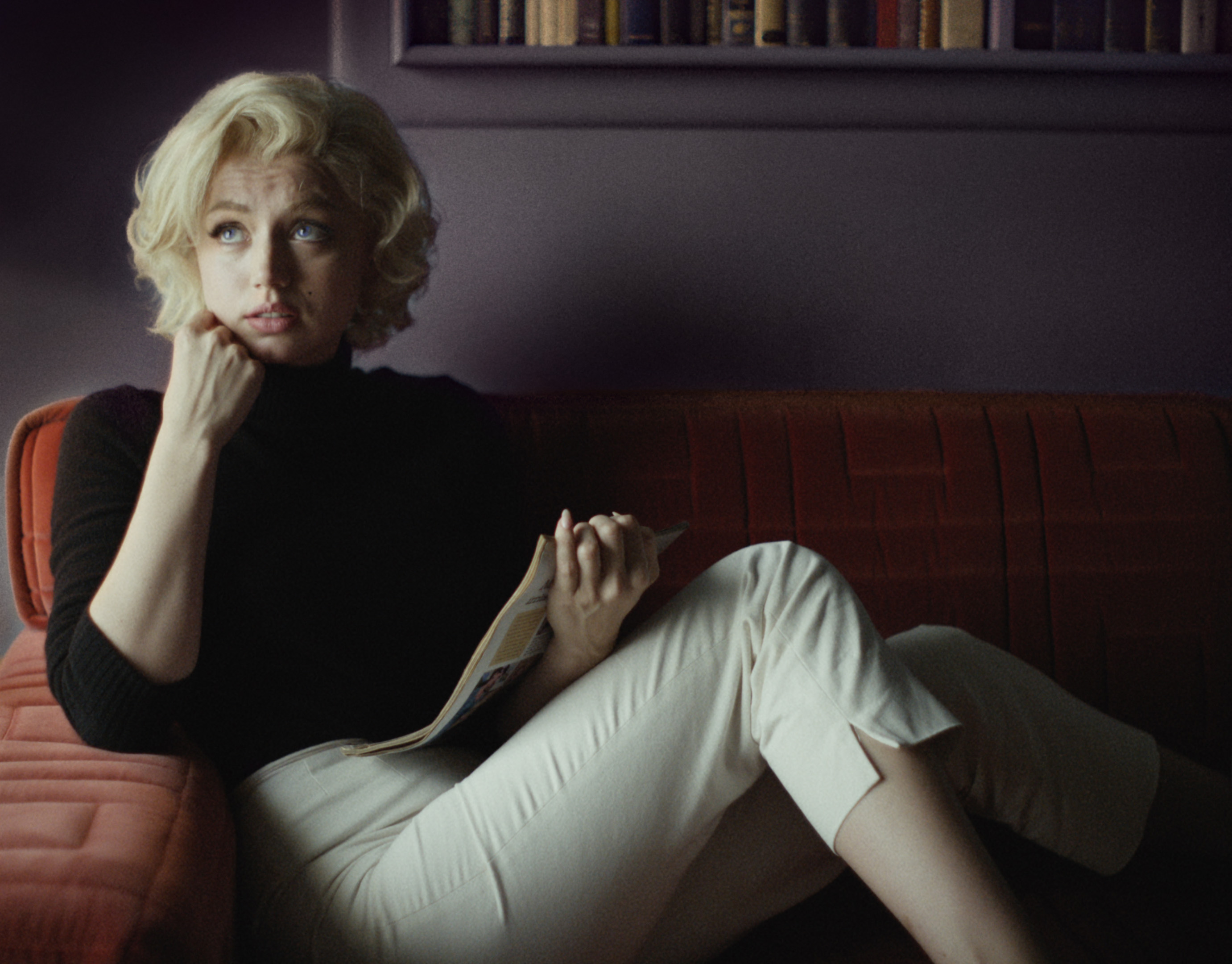 Ana de Armas as Marilyn Monroe.