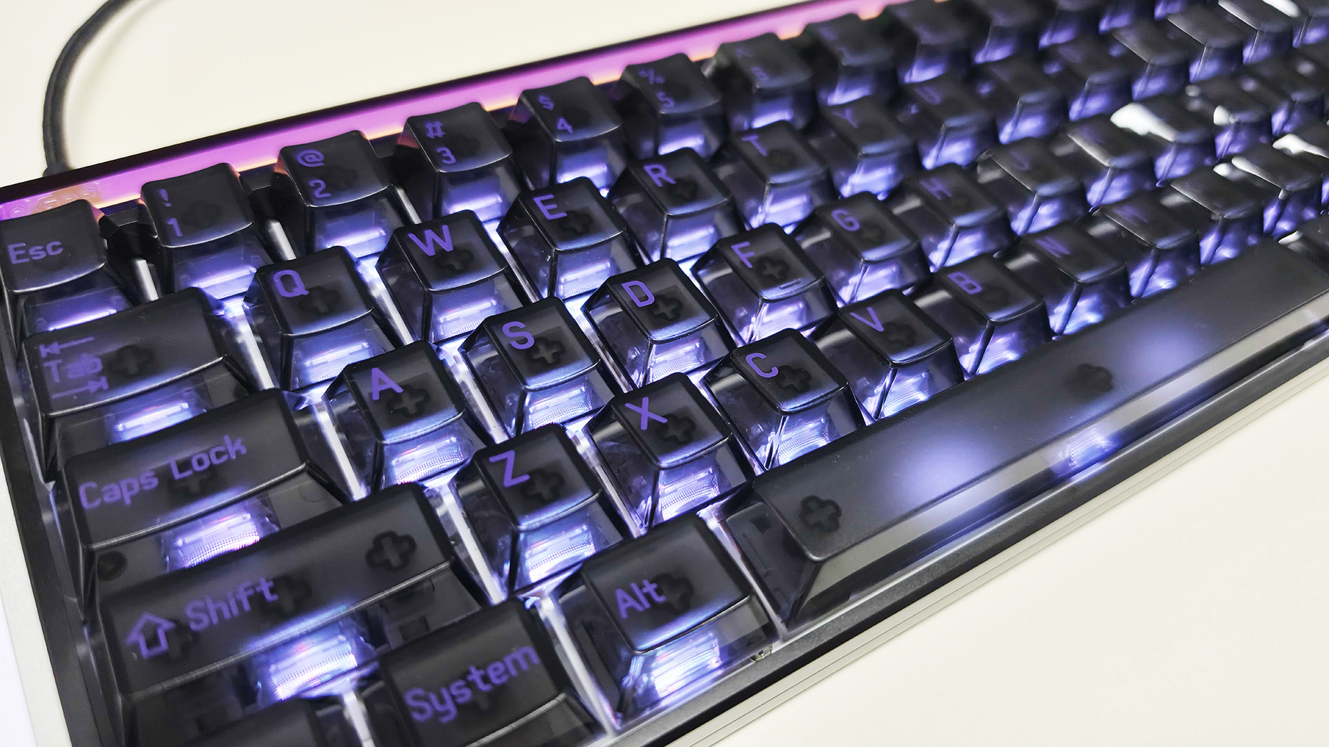 MelGeek Made68 Ultra V2 close-up on keys