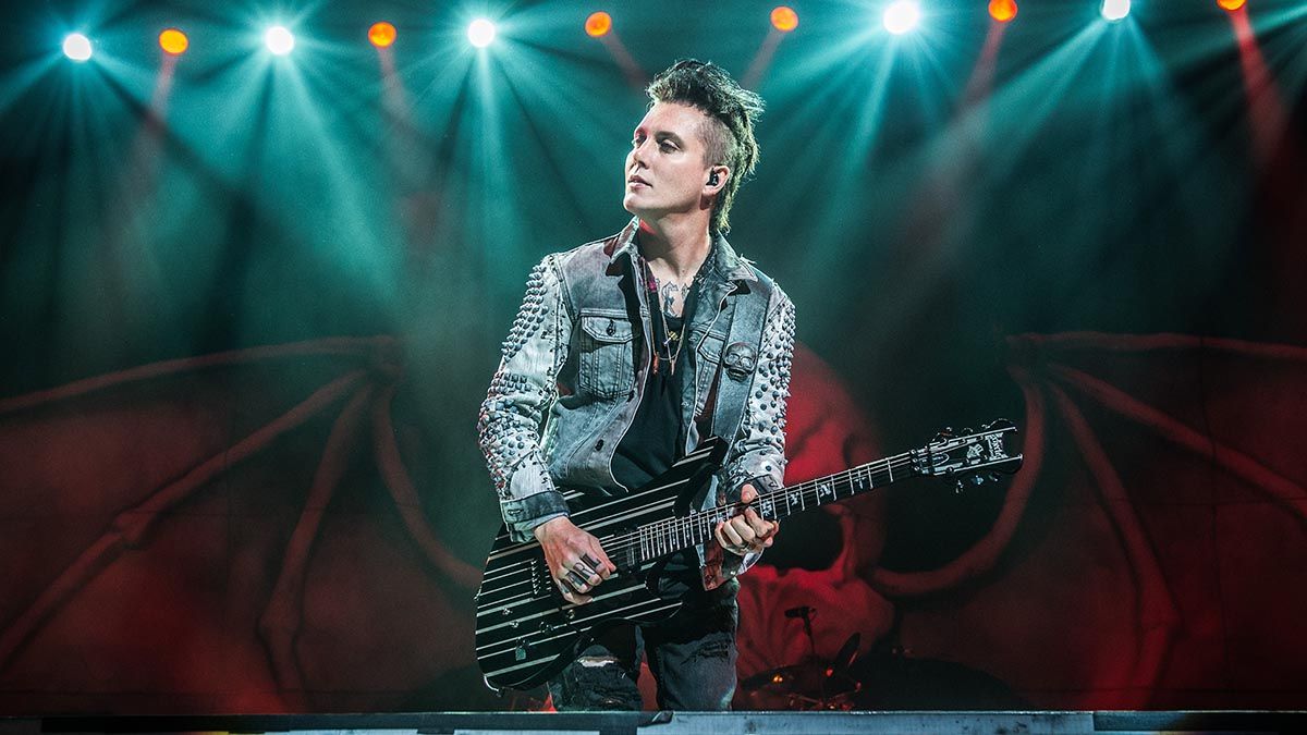 Synyster Gates