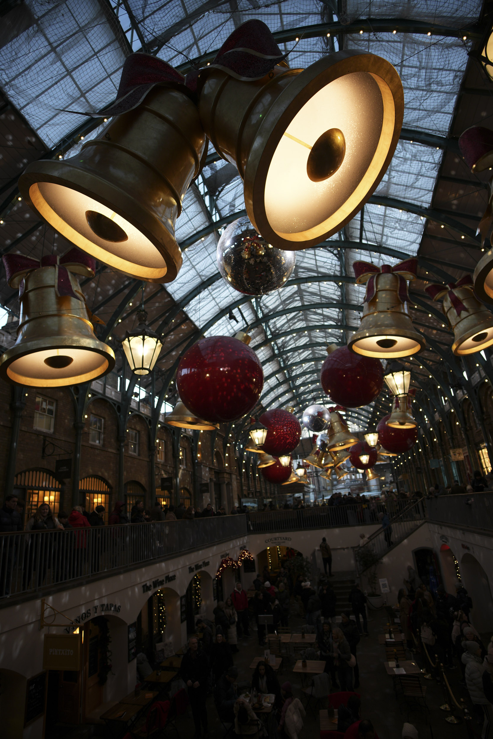Sigma 12mm f/1.4 DC | C lens test shot showing low light performance in London
