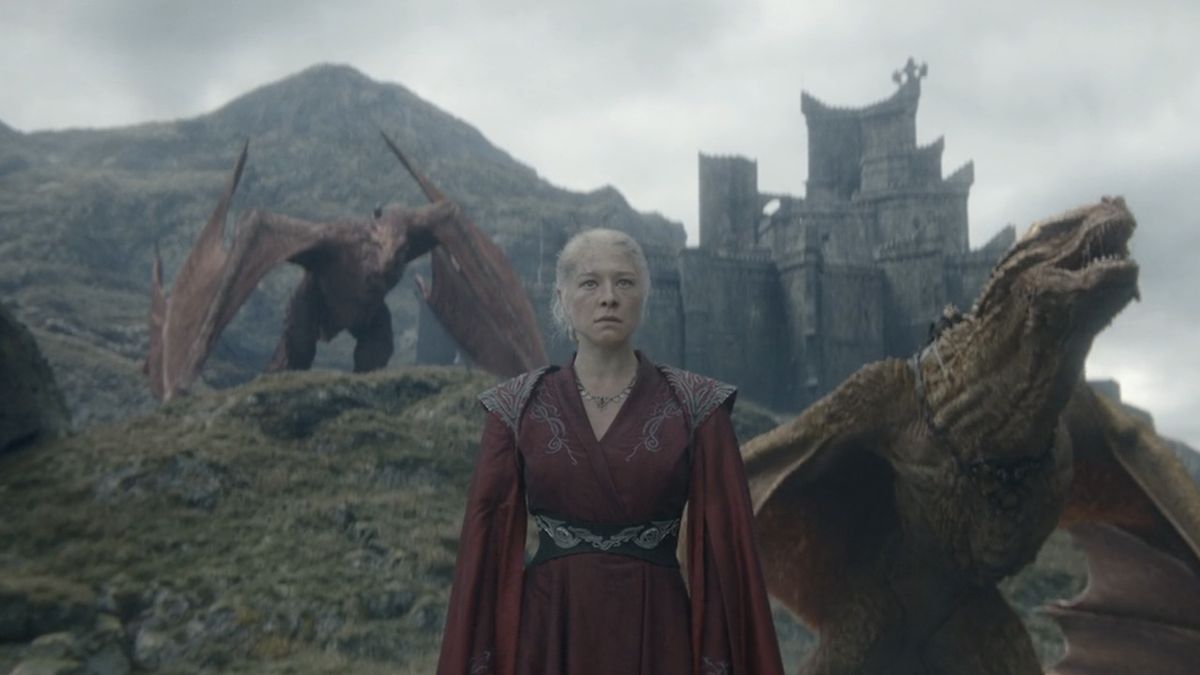 Rhaenyra surrounded by dragons in House of the Dragon Season 2