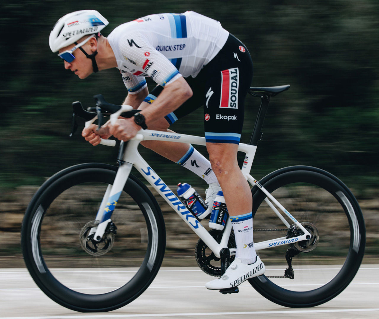 BOA dials on the shoes of a professional rider