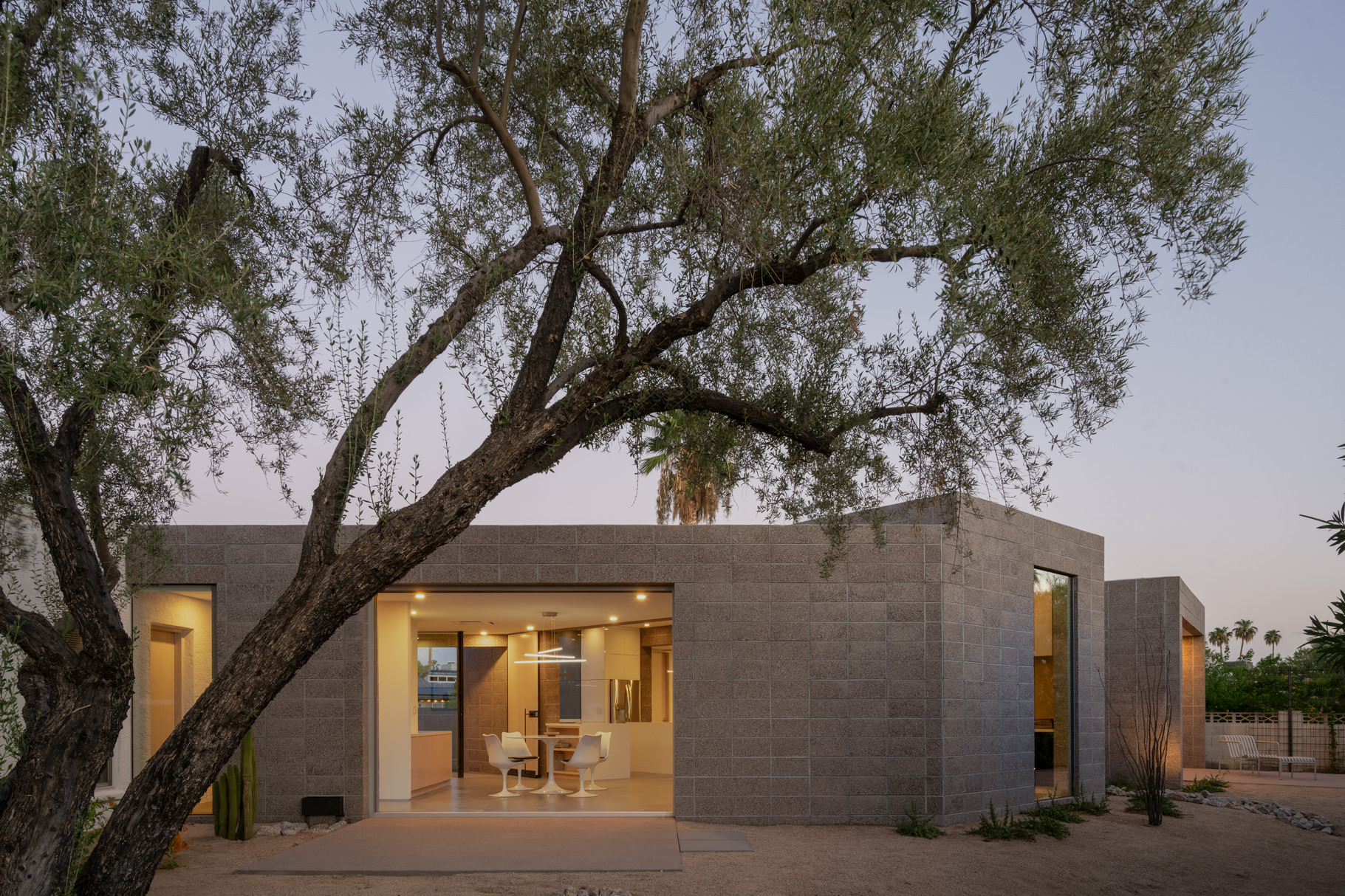 Arizona home by Benjamin Hall, a cubist sculptural and minimalist concrete masonry brick home