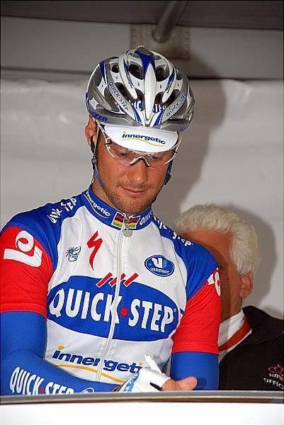 Tom Boonen (Quick Step) signs on for his last day in the Eneco Tour. He heads to Spain for the Vuelta after today.