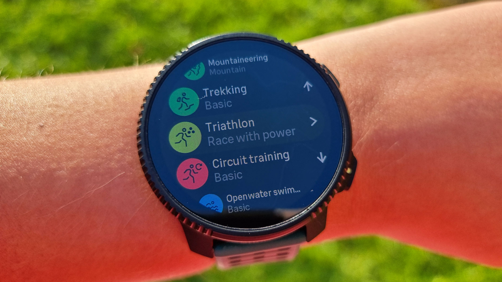A close-up picture of the supported activity list in the Suunto Vertical 2 smartwatch