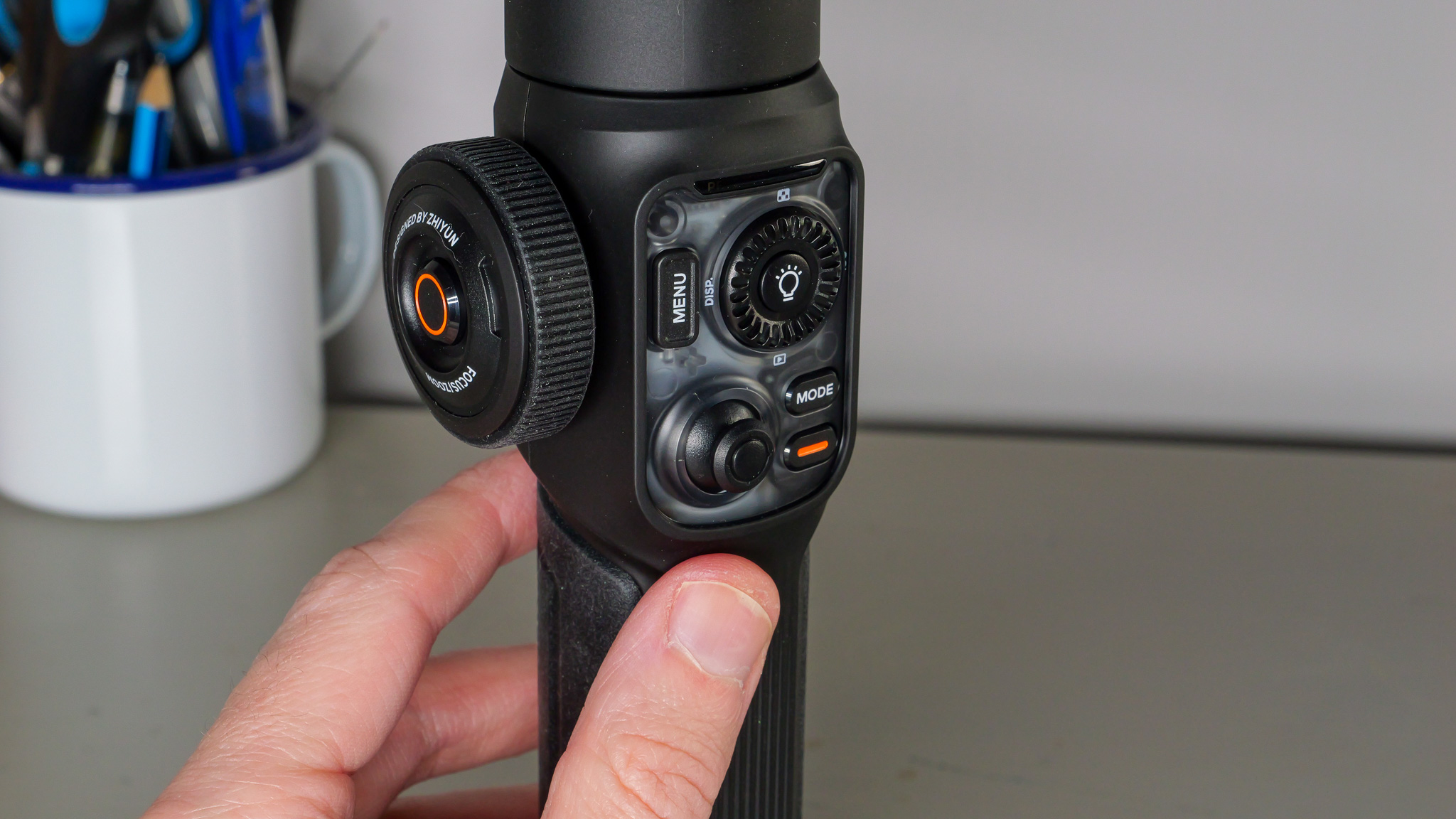 Zhiyun Smooth 5S AI controls and buttons