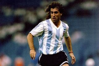 Leonardo Rodriguez in action for Argentina in 1992.