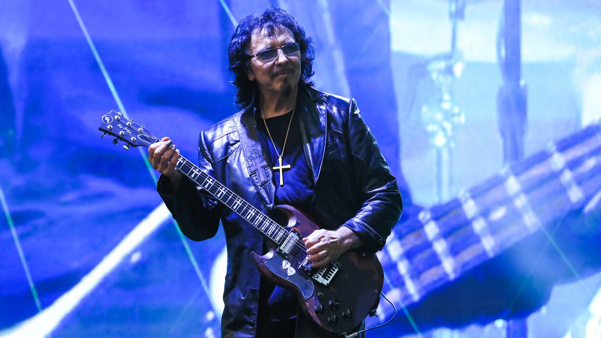 Tony Iommi performing live