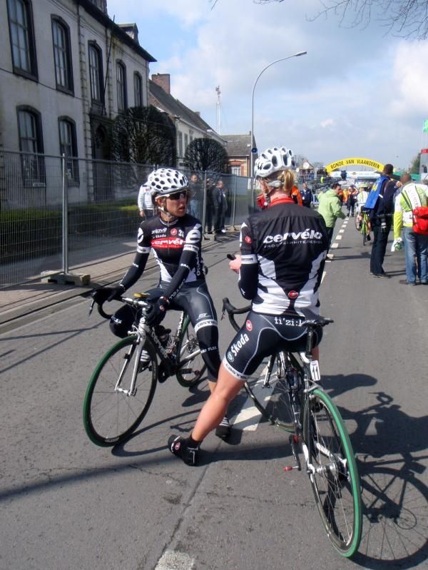 Two-time winner of the event, Mirjam Melchers-Van Poppel, chats with her Cervelo teammate Kirsten Wild after the race