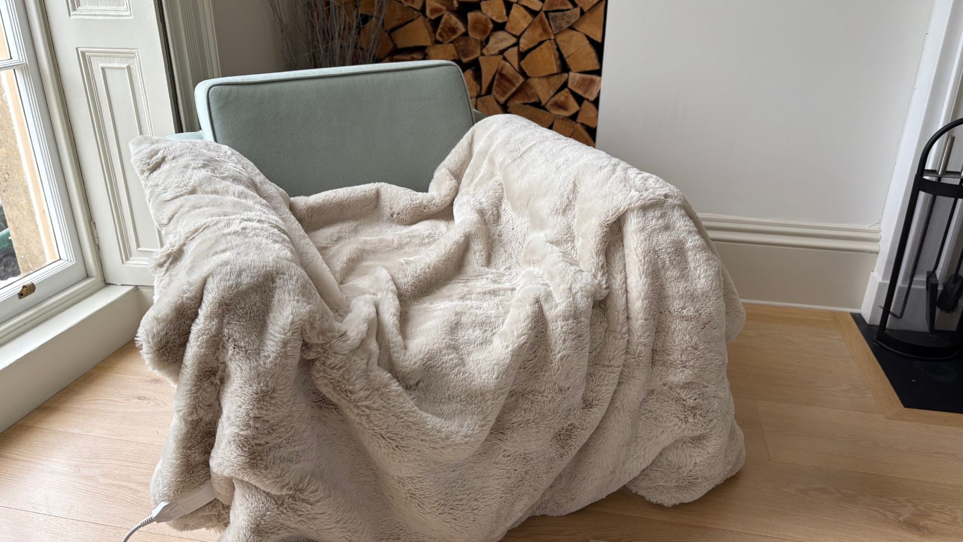 Testing The White Company Faux Fur Heated Throw