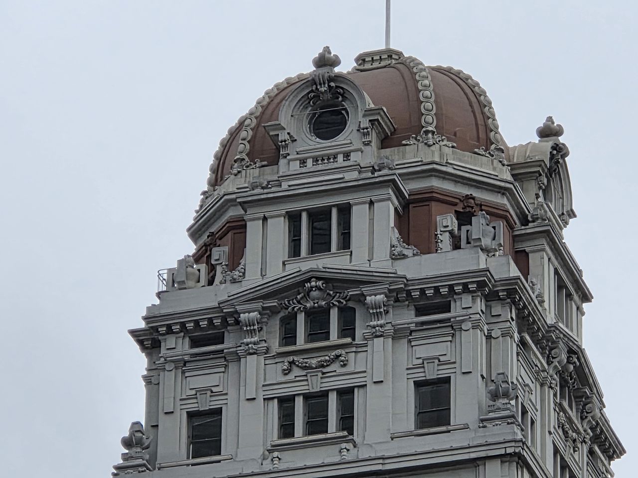 Victorian dome by Galaxy S25 Plus