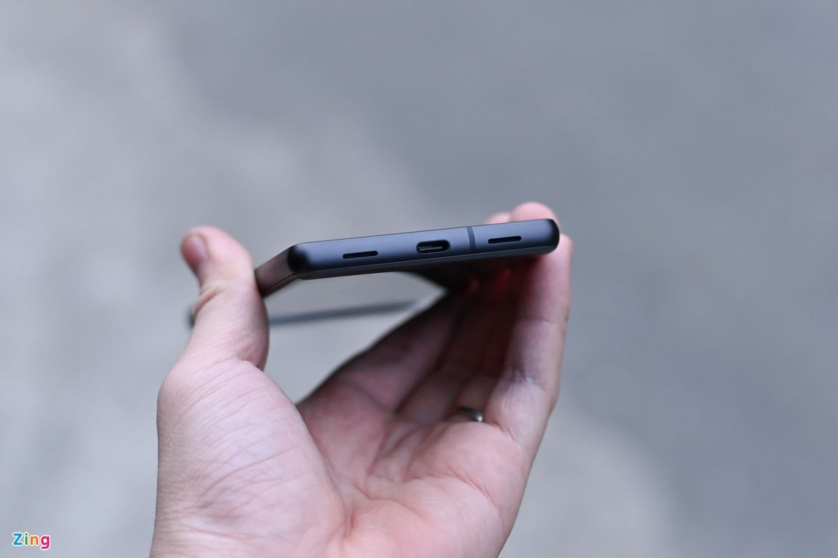 google pixel 7a hands on leak