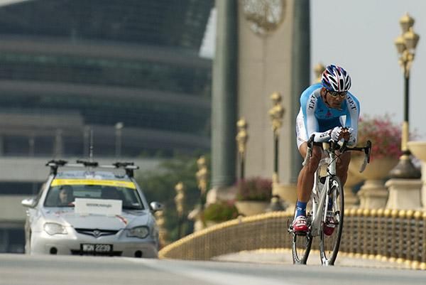 Hossein Nateghi (Tabriz Petrochemical) from Iran in action during the time trial