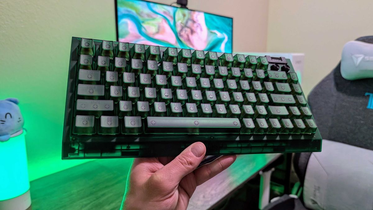 Image of the Razer Phantom Green Collection.