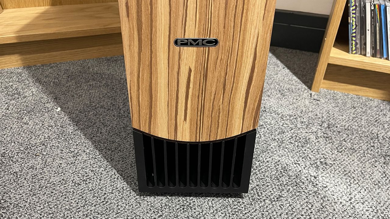 PMC Prophecy 7 floorstanding speakers