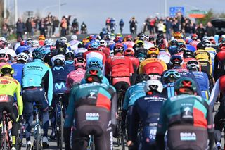 The 2022 Tour of Flanders peloton