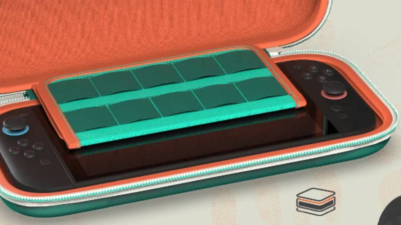 Image of the inside of the Splatoon Raiders Slim Case by PowerA.