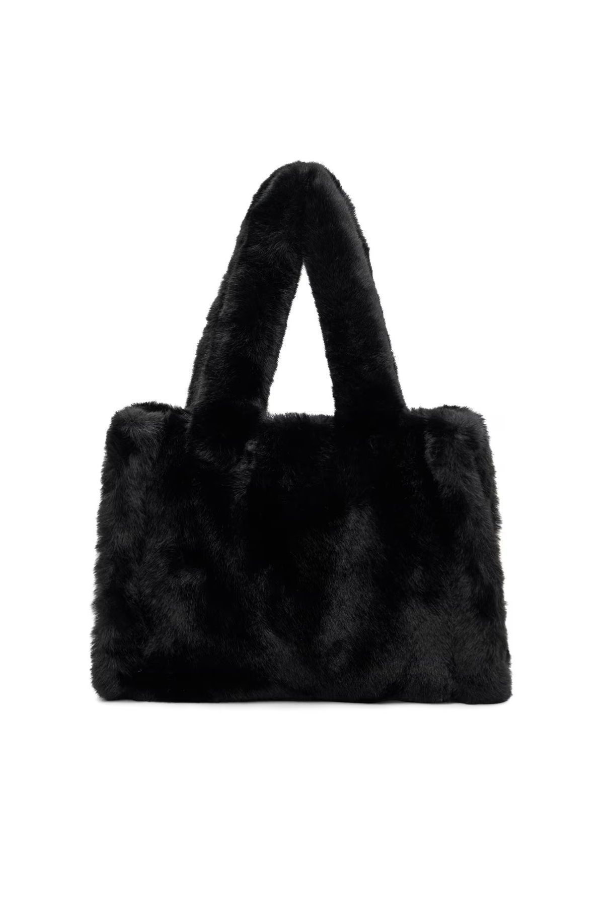 Winter 2024 Handbag Trends The 7 Styles Poised to Dominate Marie Claire